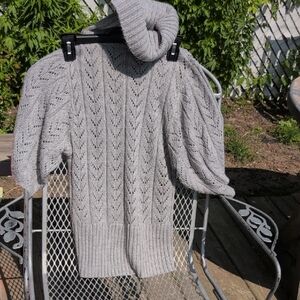 Forever 21 Gray Turtleneck Short Sleeve Cable Knit Sweater